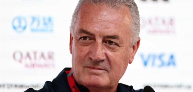 الإكوادور يعلن رحيل جوستافو ألفارو