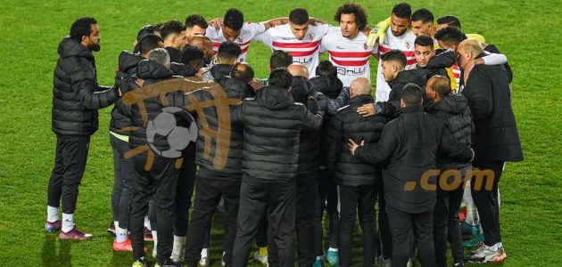 في الجول يكشف سبب غياب ثلاثي الزمالك عن مواجهة سموحة