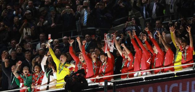 “الفريق يعلم أهميتكم ودوركم حيوي”.. رسالة من تين هاج إلى جماهير مانشستر يونايتد